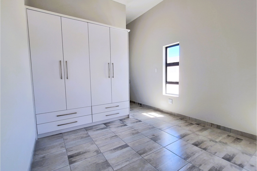 3 Bedroom Property for Sale in Brittania Beach Estate Western Cape